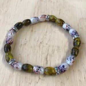 Green and White Handmade Stretch Bracelet Glass Beads #12